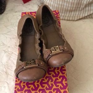 Tory Burch Ambrose Ballet flat size 6